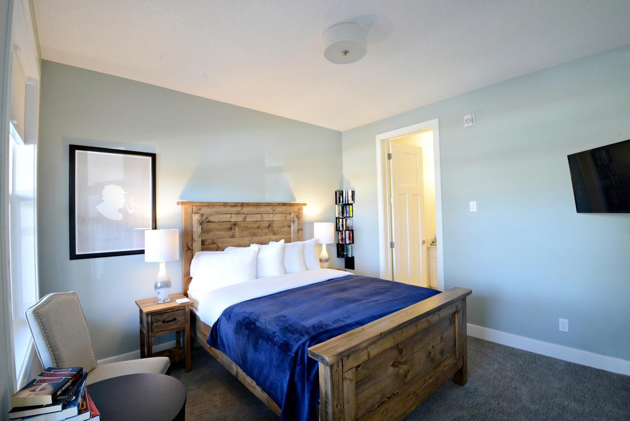 Novel Bed And Breakfast Calgary Exterior photo