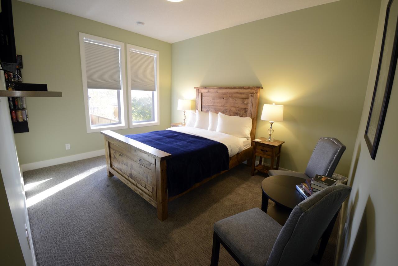 Novel Bed And Breakfast Calgary Exterior photo